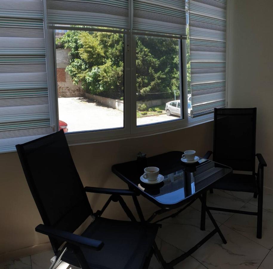 Apartment The Room Burgas Esterno foto